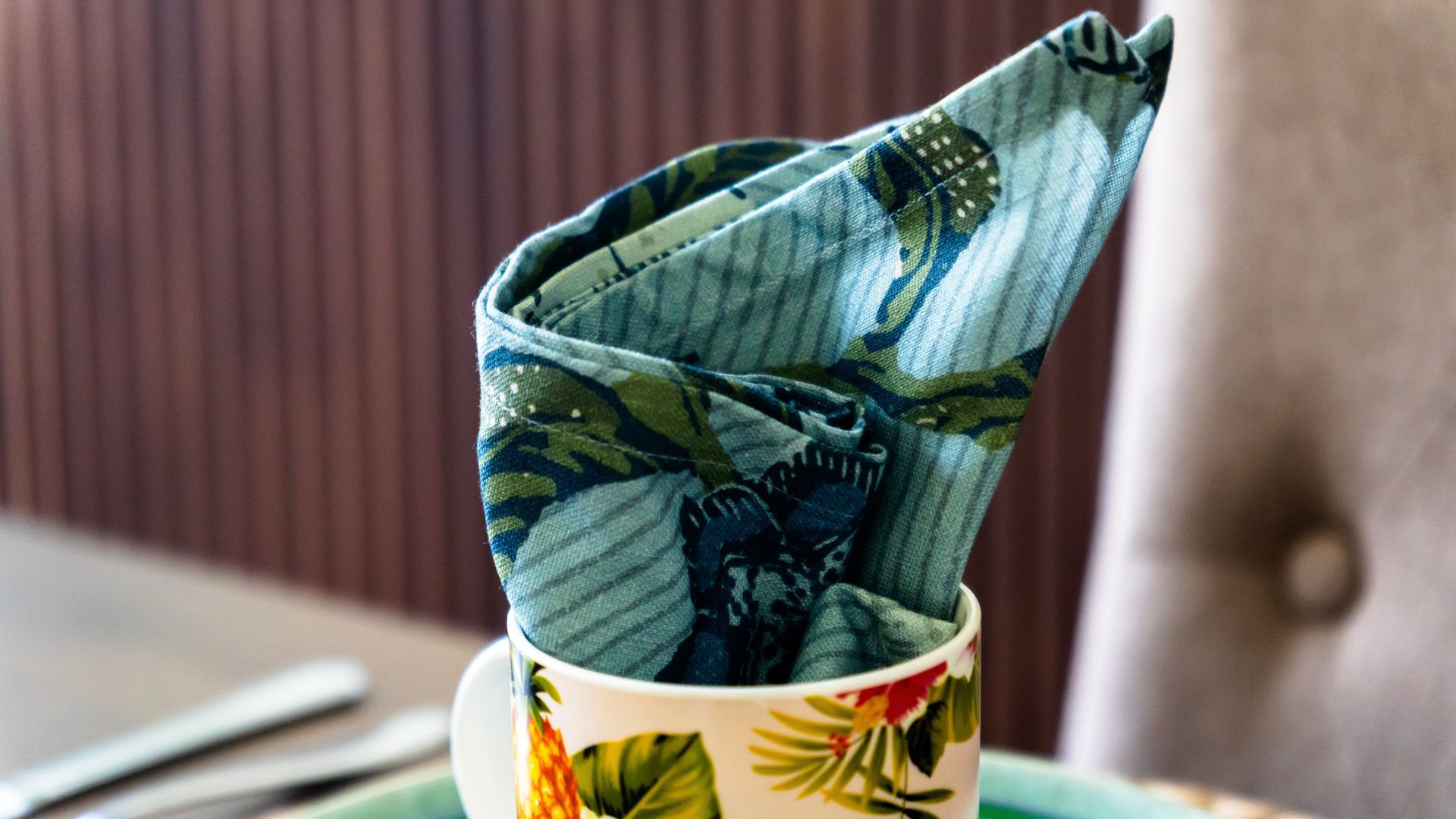 Tropical mug with a tropical linen serviette 