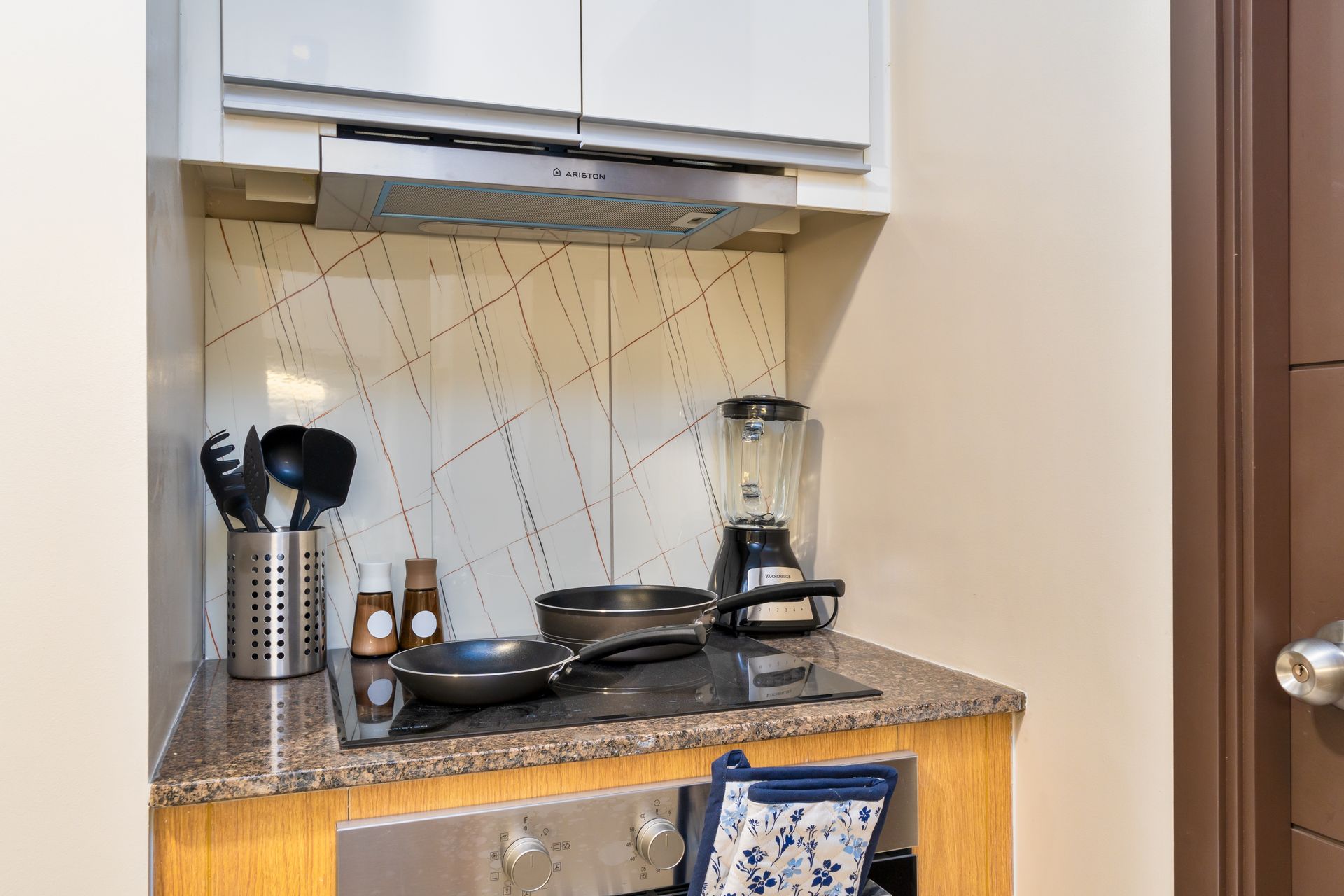 Oven, hob, pans and kitchen equipment 