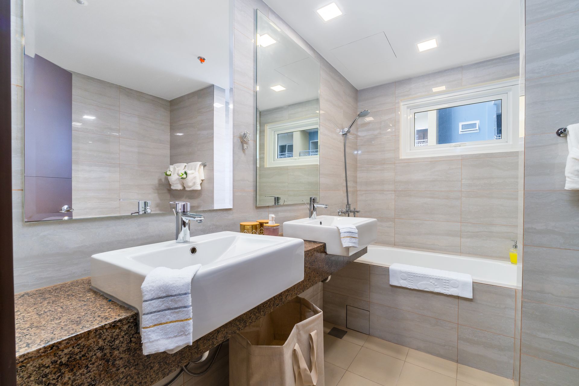 Modern Bathroom, with white sink, bathtub and shower