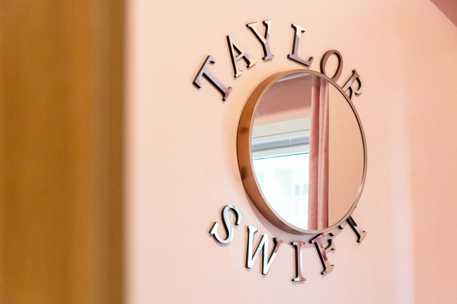 Taylor Swift inspired two bed condo near Okada, Manila.   Subtle pinks, diamante and opulence
