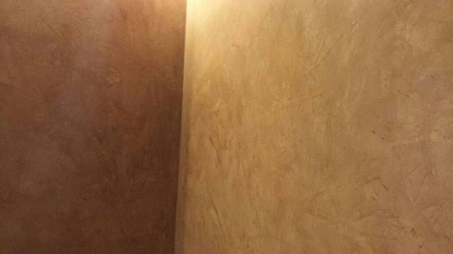 Superficie in resina e microcemento