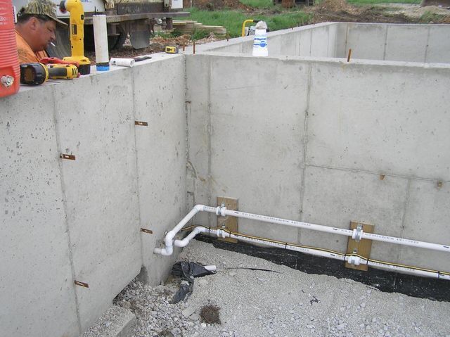 White Tubes — Cole Camp, MO — Schroeder Rotary Drilling