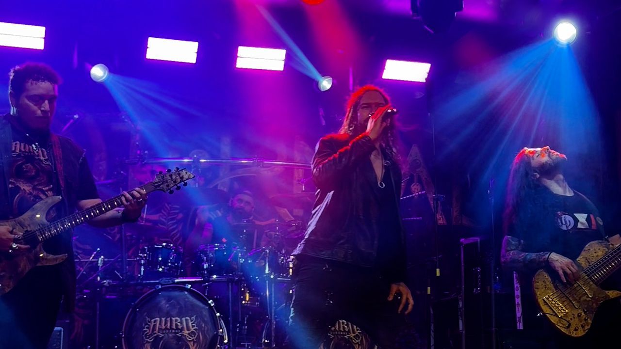Auro Control lança vídeo ao vivo de “Conception” na Ópera de Arame