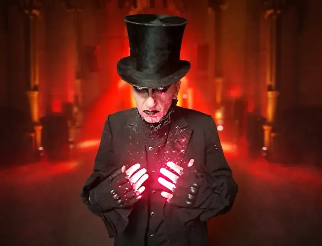 Gothminister faz estreia no Brasil com show único em Santo André
