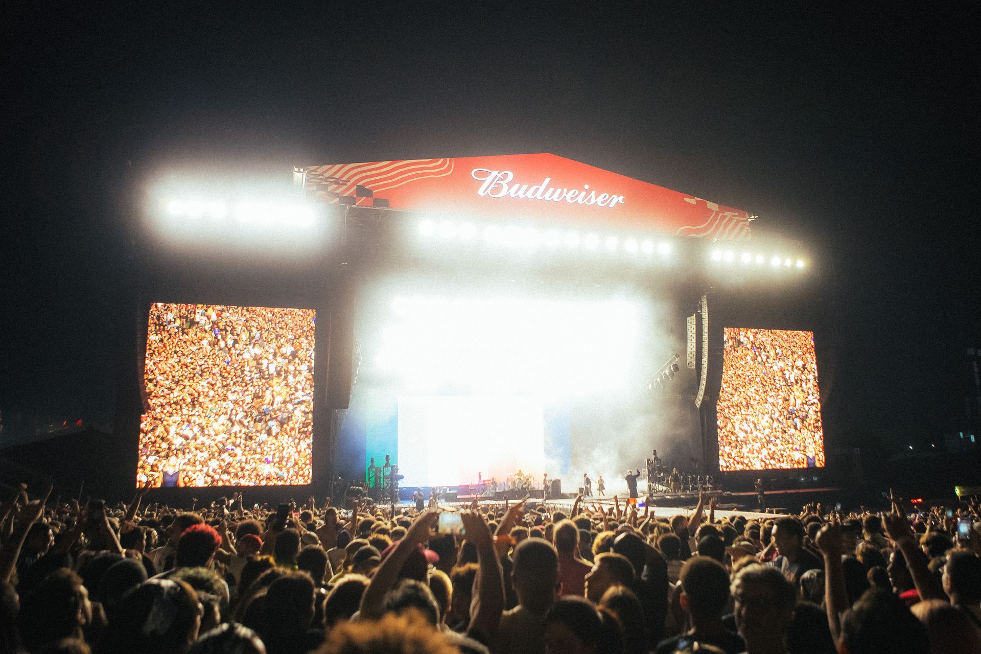 Lollapalooza Brasil abre pré-venda do Lolla Pass 2027