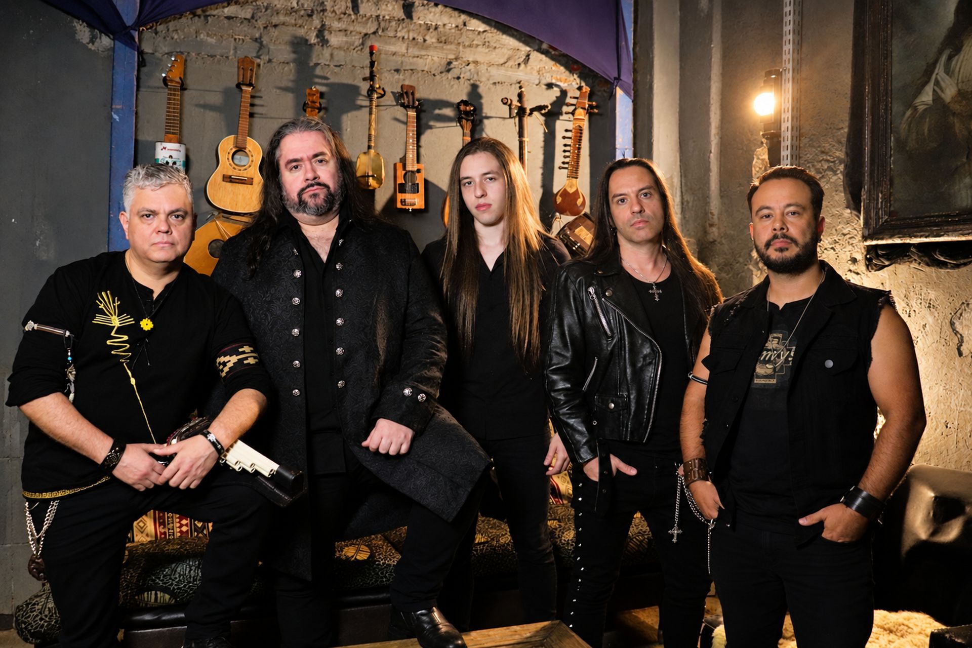 Tierramystica revisita álbum de estreia com nova produção em A New Horizon (Revisited)