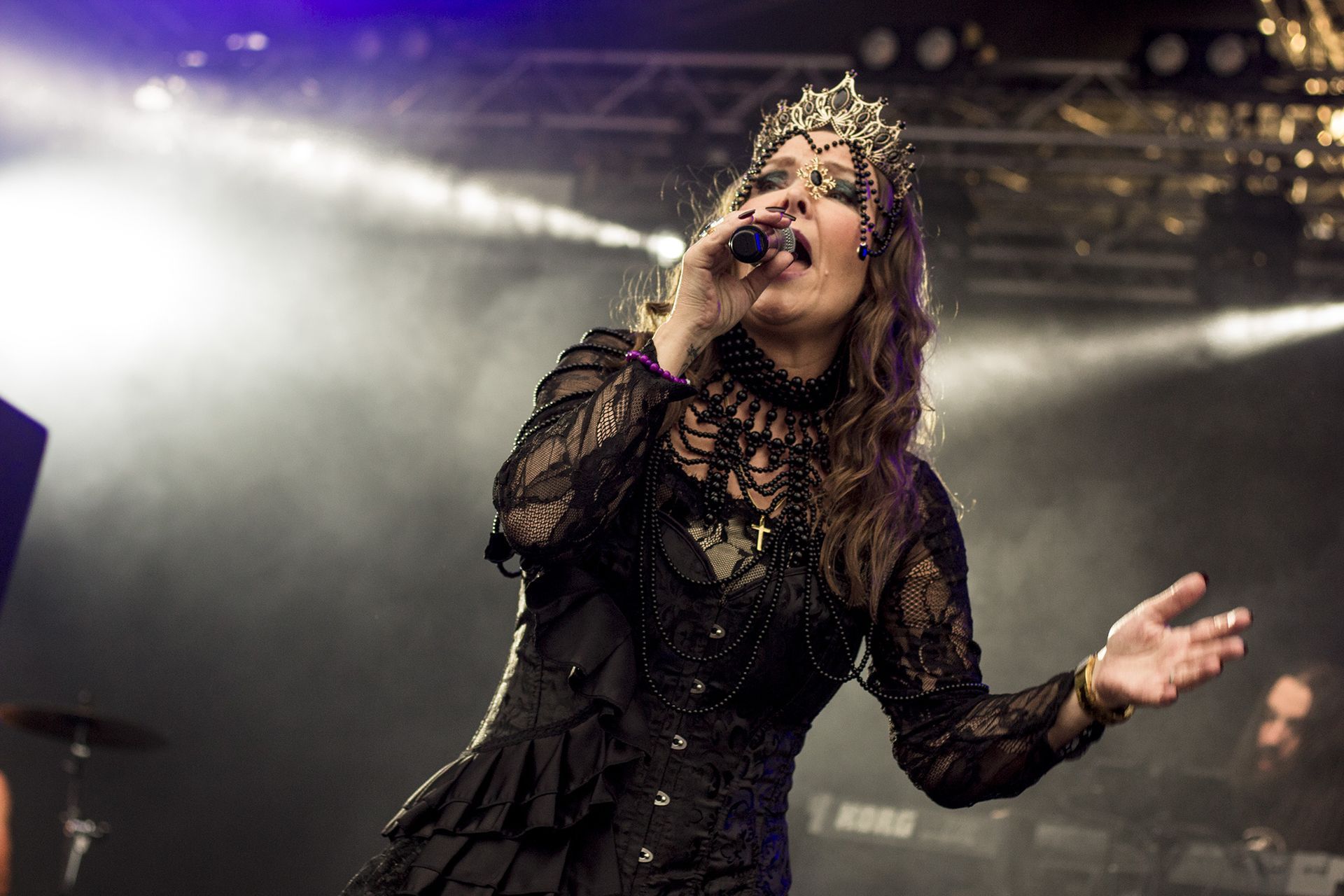 Anette Olzon revive clássicos do Nightwish com orquestra em São Paulo