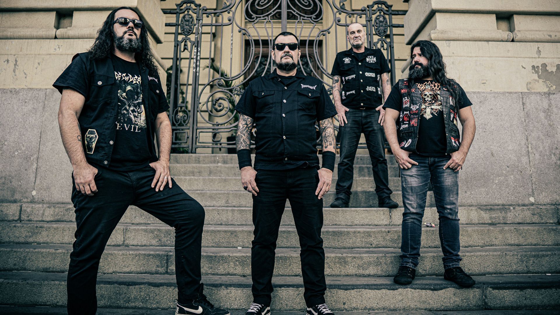 Faces of Death assina com a Combat Records e anuncia turnê europeia