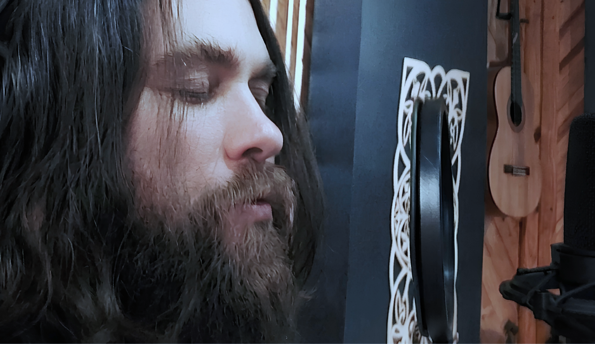Abel Capella lança “Ninguém Quer Saber”, terceiro single de “Fora do Tempo”
