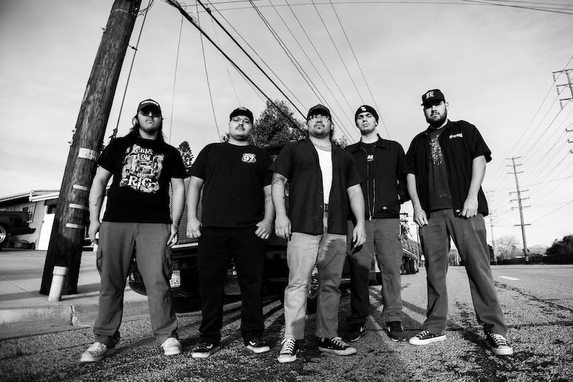 Big Ass Truck I.E. anuncia EP de estreia Found on Road Dead
