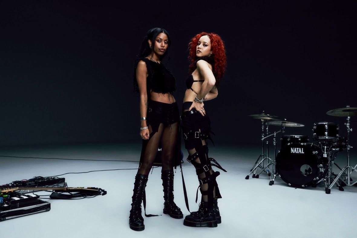 Nova Twins reúne MC Taya e The Mönic em noite de protagonismo feminino em São Paulo