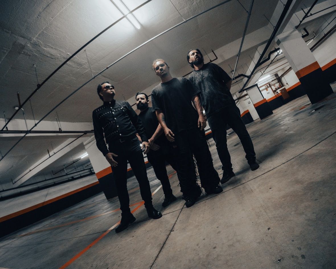 Burst Into Fire combina metalcore e eletrônica em “Noob Saibot”