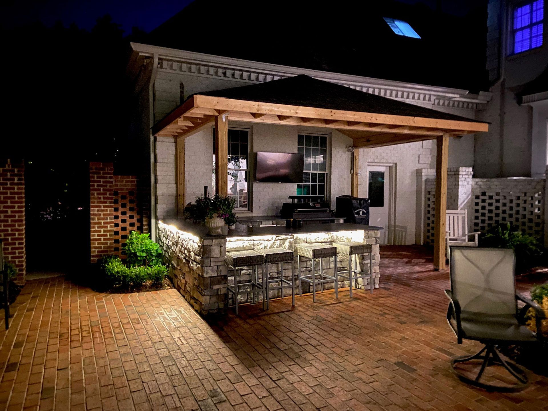 Outdoor Lighting Raleigh, Apex & Wake Forest, NC Brookscapes LLC