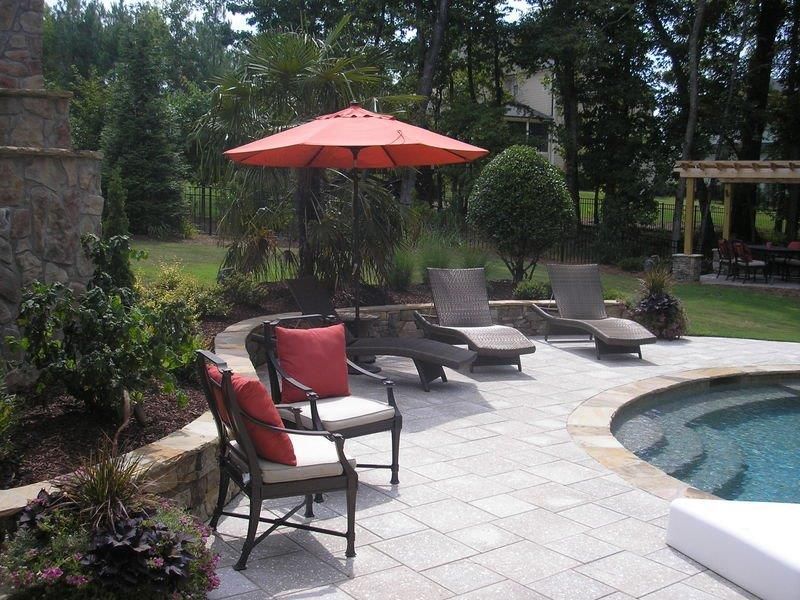 PATIOS