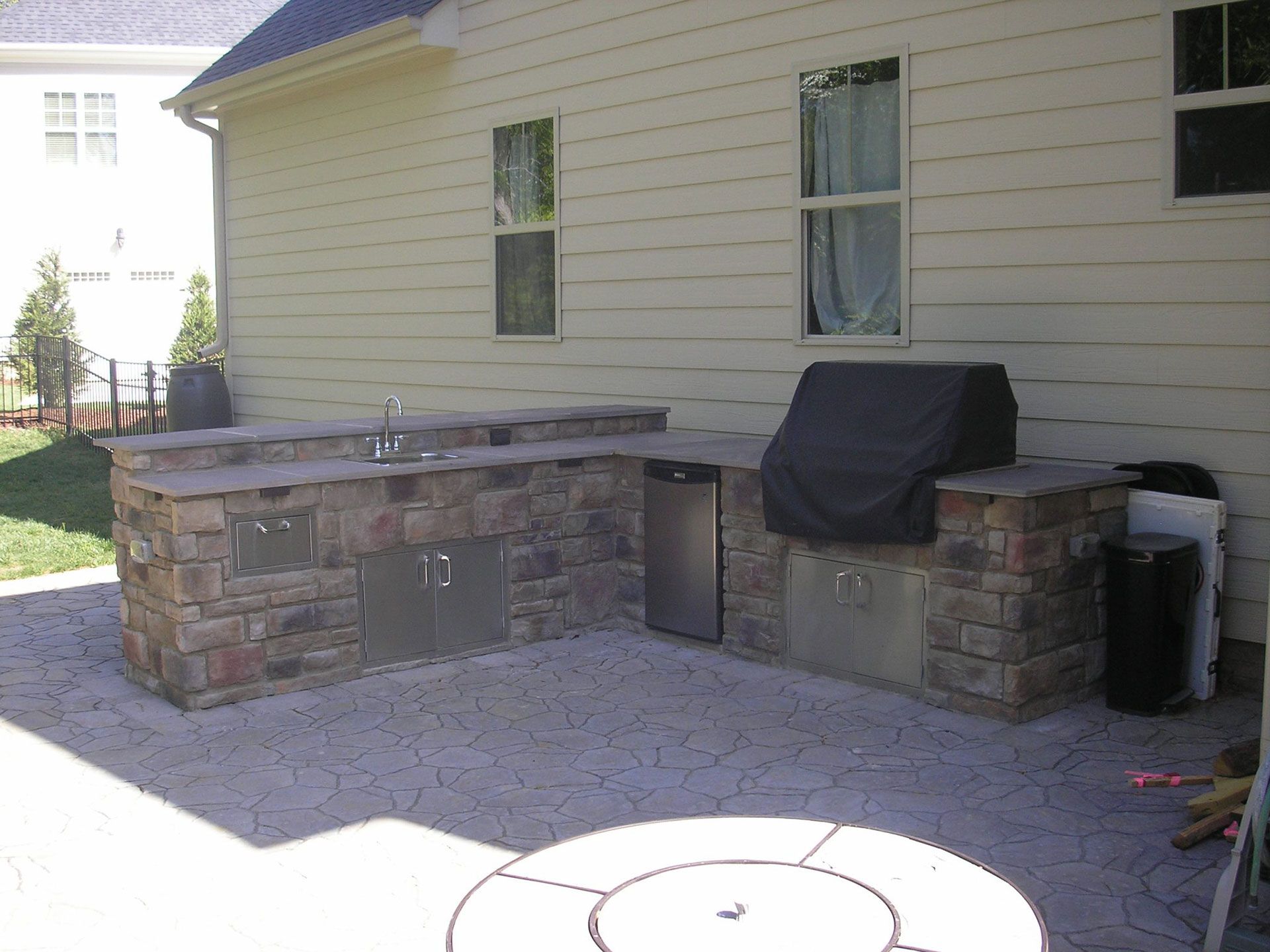 Outdoor Kitchens 11