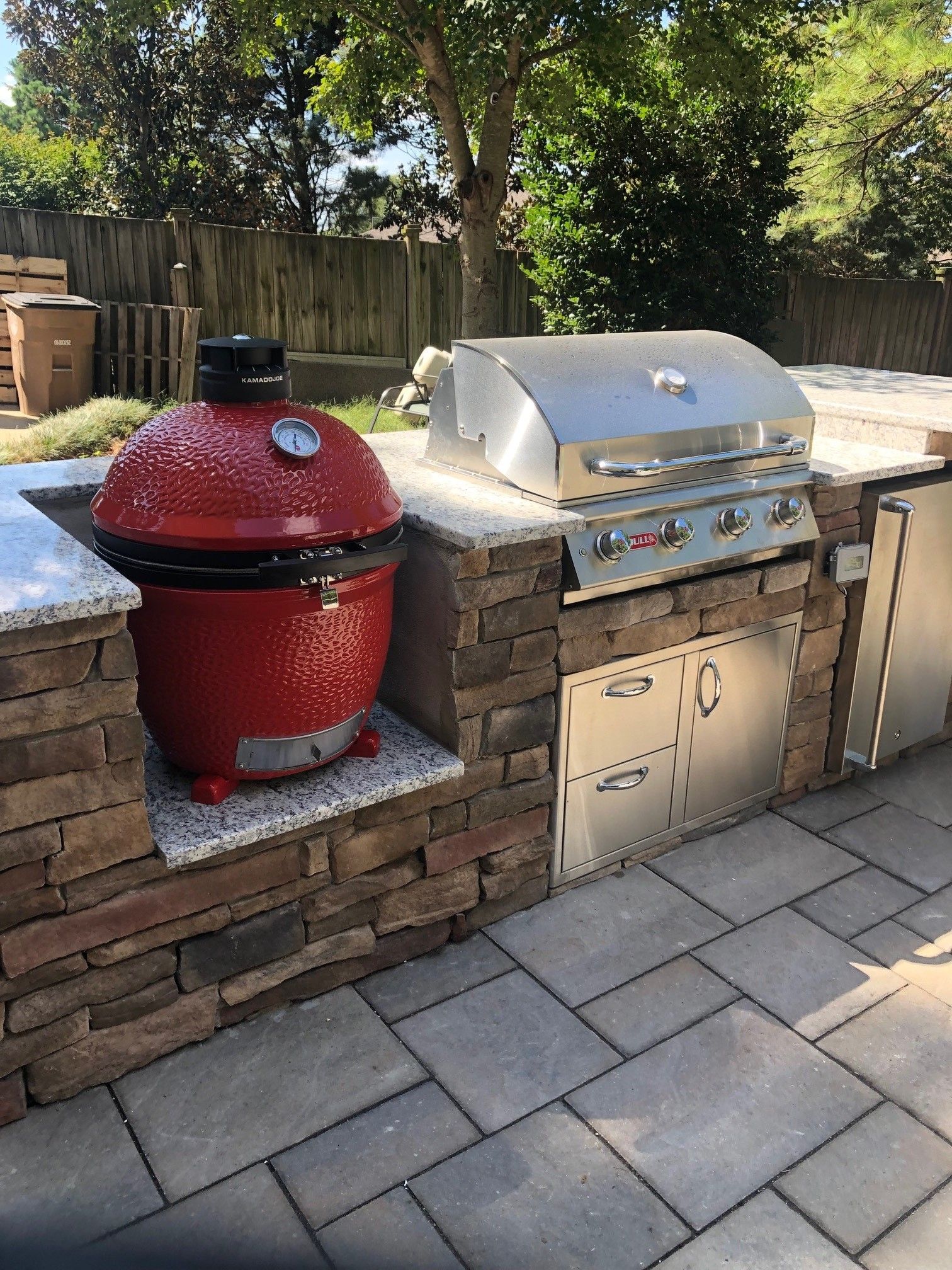 Outdoor Kitchens 16