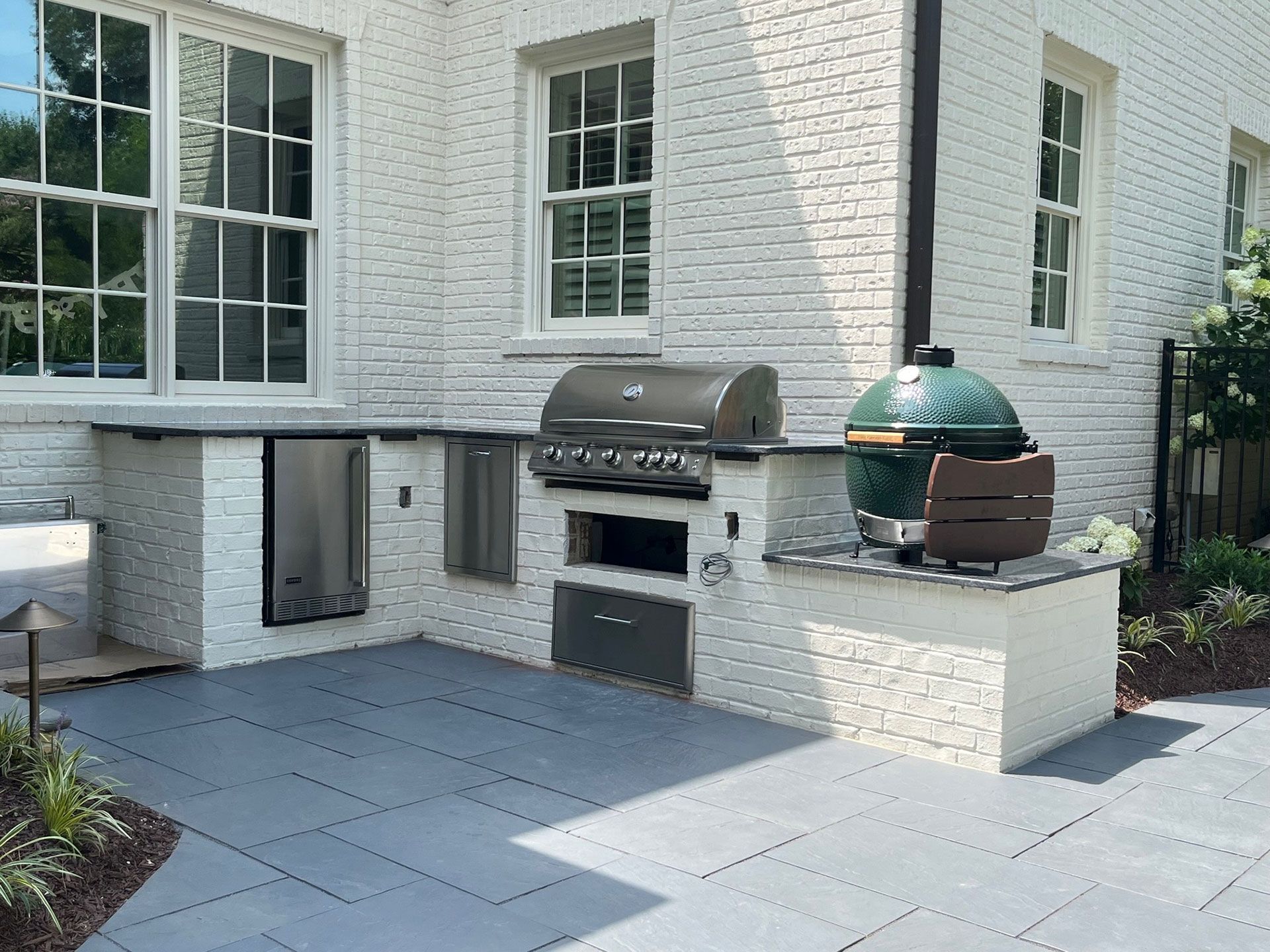 Outdoor Kitchens 25