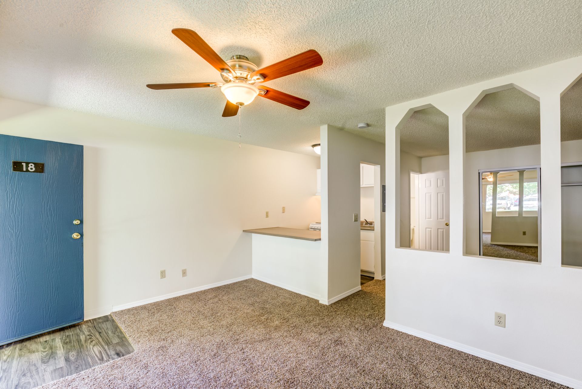 Shoreline Plaza Apartments Reno, NV