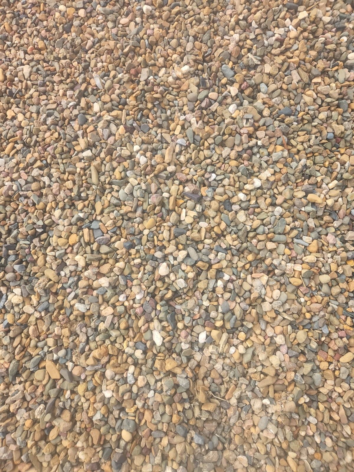 20mm River Stone