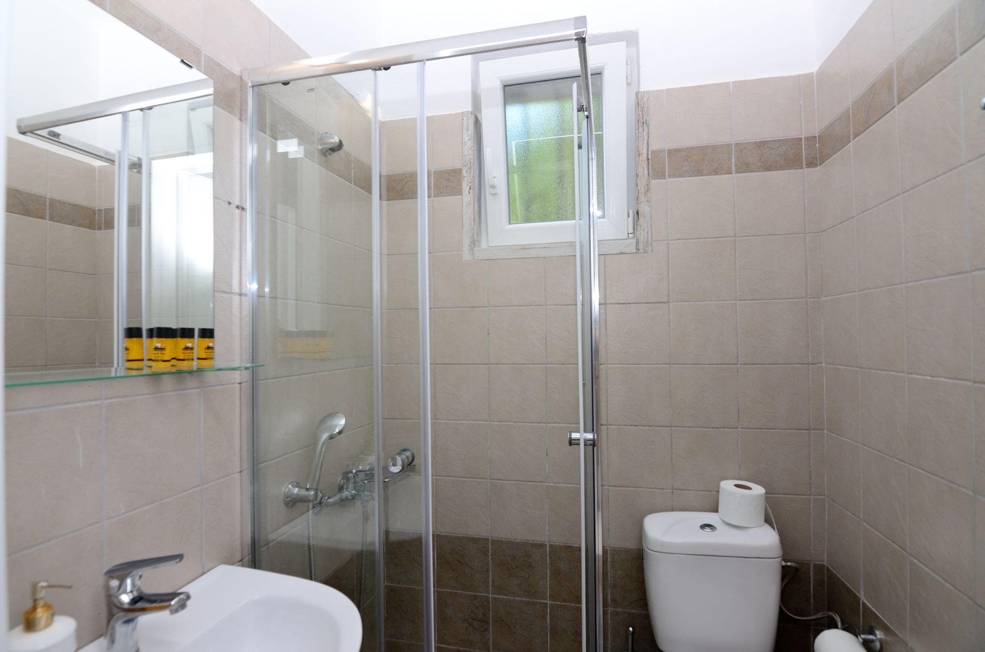 Villa Ektoras apartment bathroom