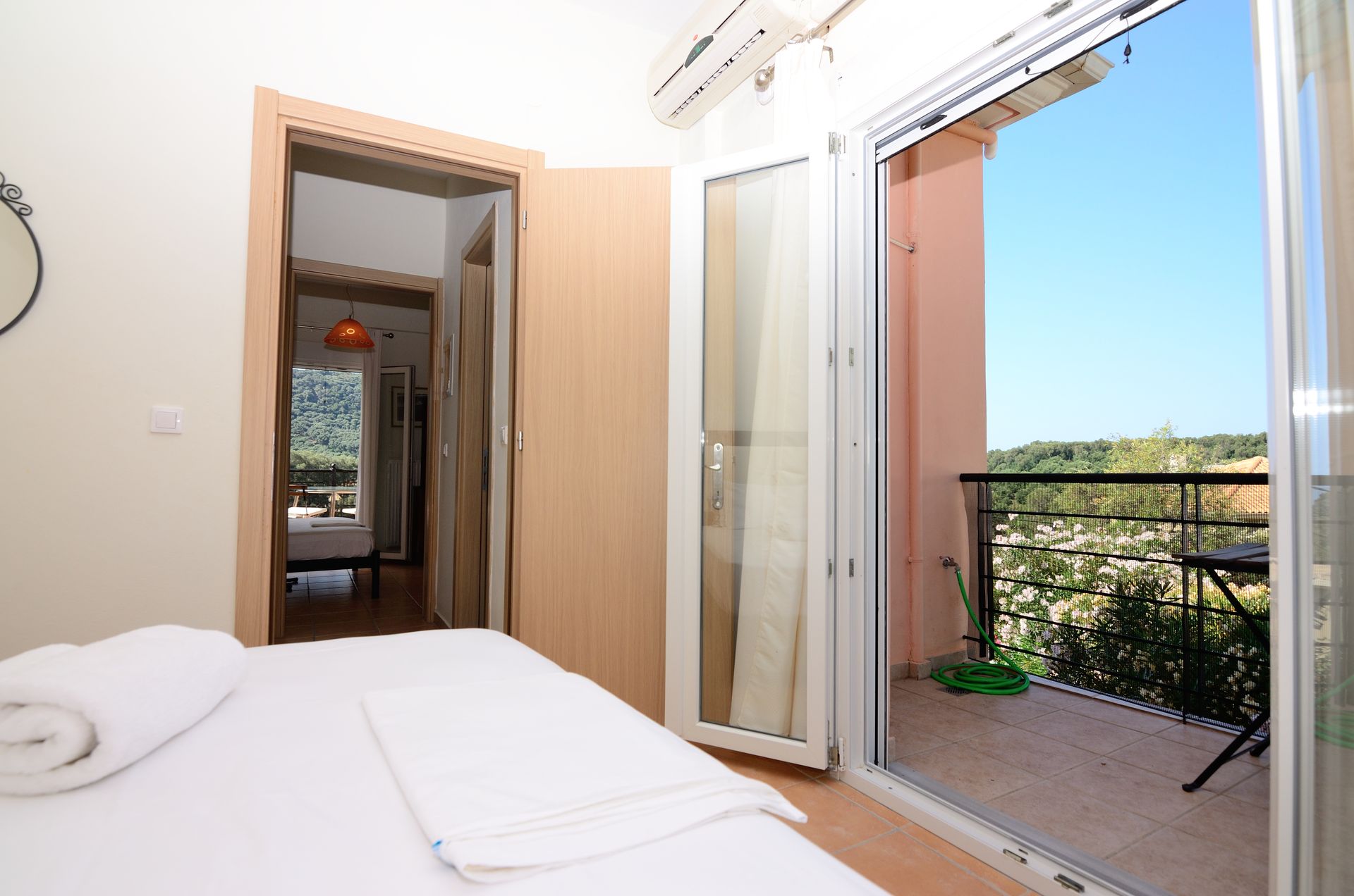 Villa Ektoras maisonette master bedroom