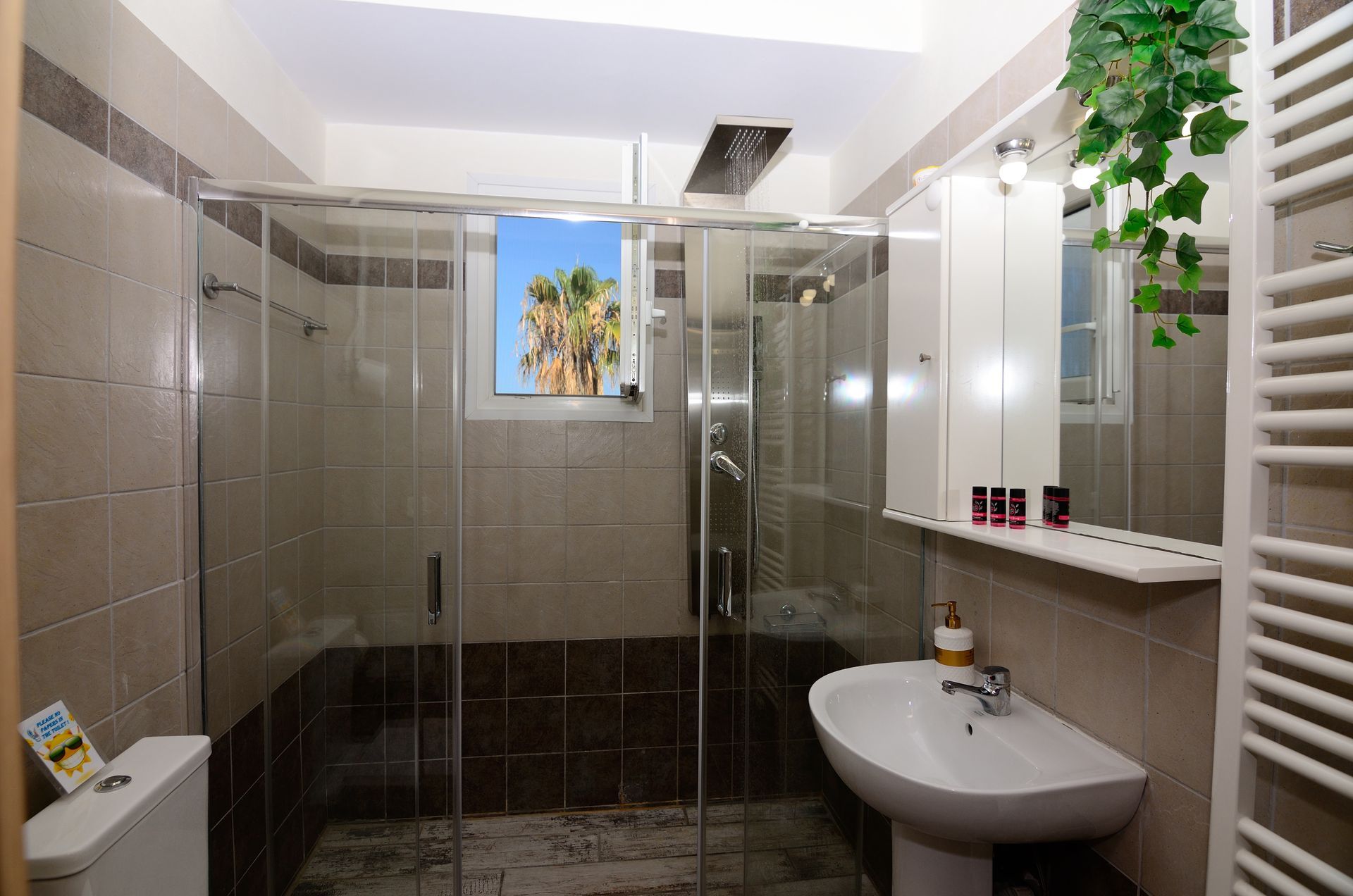 Villa Ektoras maisonette bathroom