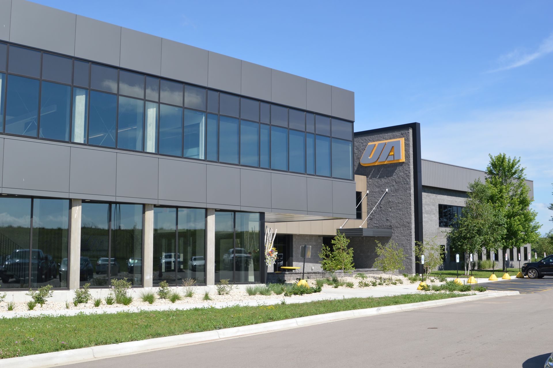 United Alloy corporate headquarters and high-capacity fabrication plant in Janesville, Wisconsin.