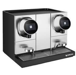 Nespresso Momento 200
Enjoy your favourite coffee with complete peace of mind thanks to the Nespresso Momento Touchless remote control. Nespresso Momento 200 offers two extraction heads to brew 5 black coffee sizes as well as a hot water function, delivering cafe style coffee from an Espresso to an Americano. In addition, with the help of the capsule recognition function, it can provide recommendations for optimal coffee cup length, aromatic coffee notes, and intensity for the selected coffee capsule.