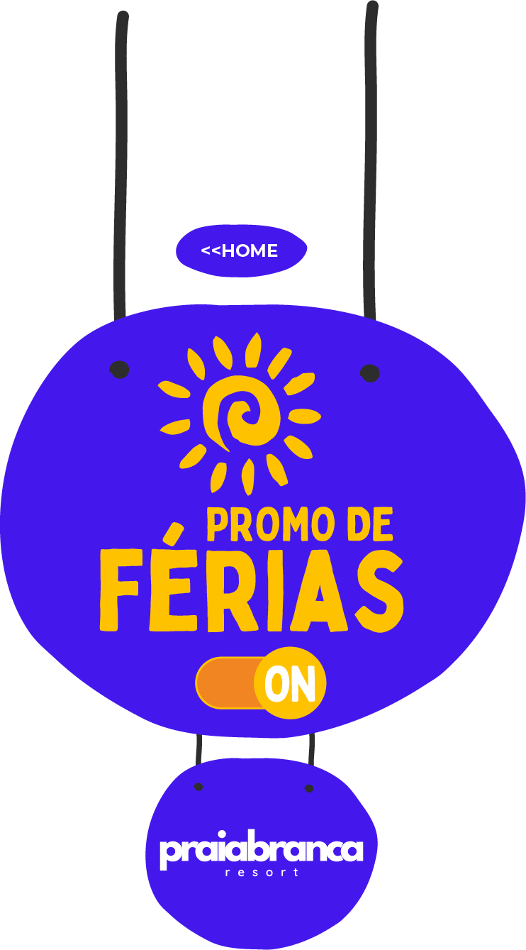 Placa azul com a inscrição “PROMO DE FÉRIAS” e um ícone de sol, pendurada em tiras pretas, com a marca “praibranca” abaixo.
