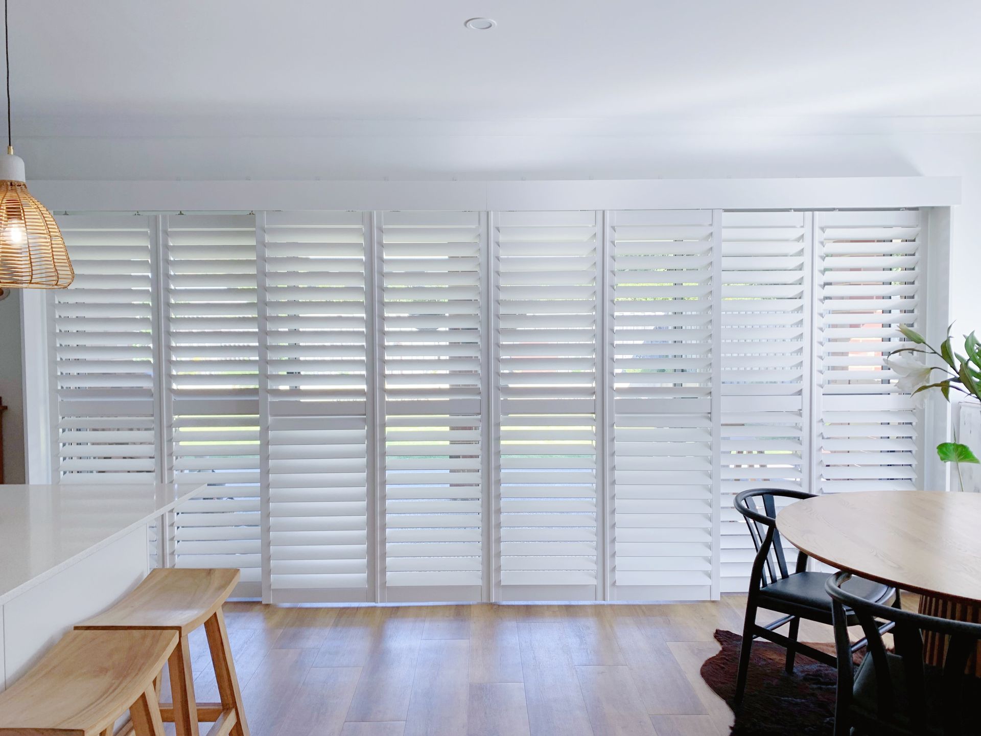 custom-made shutters Clagiraba