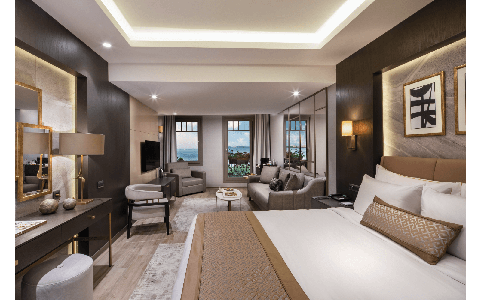 Mula Hotel, Junior Sea View Suite