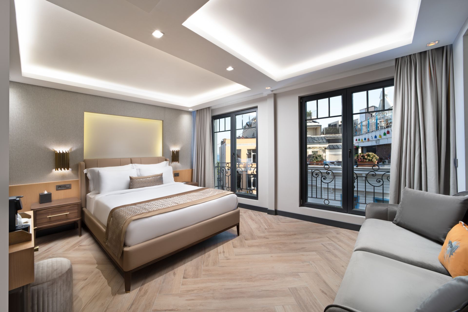 Motto by Mula, Deluxe Room