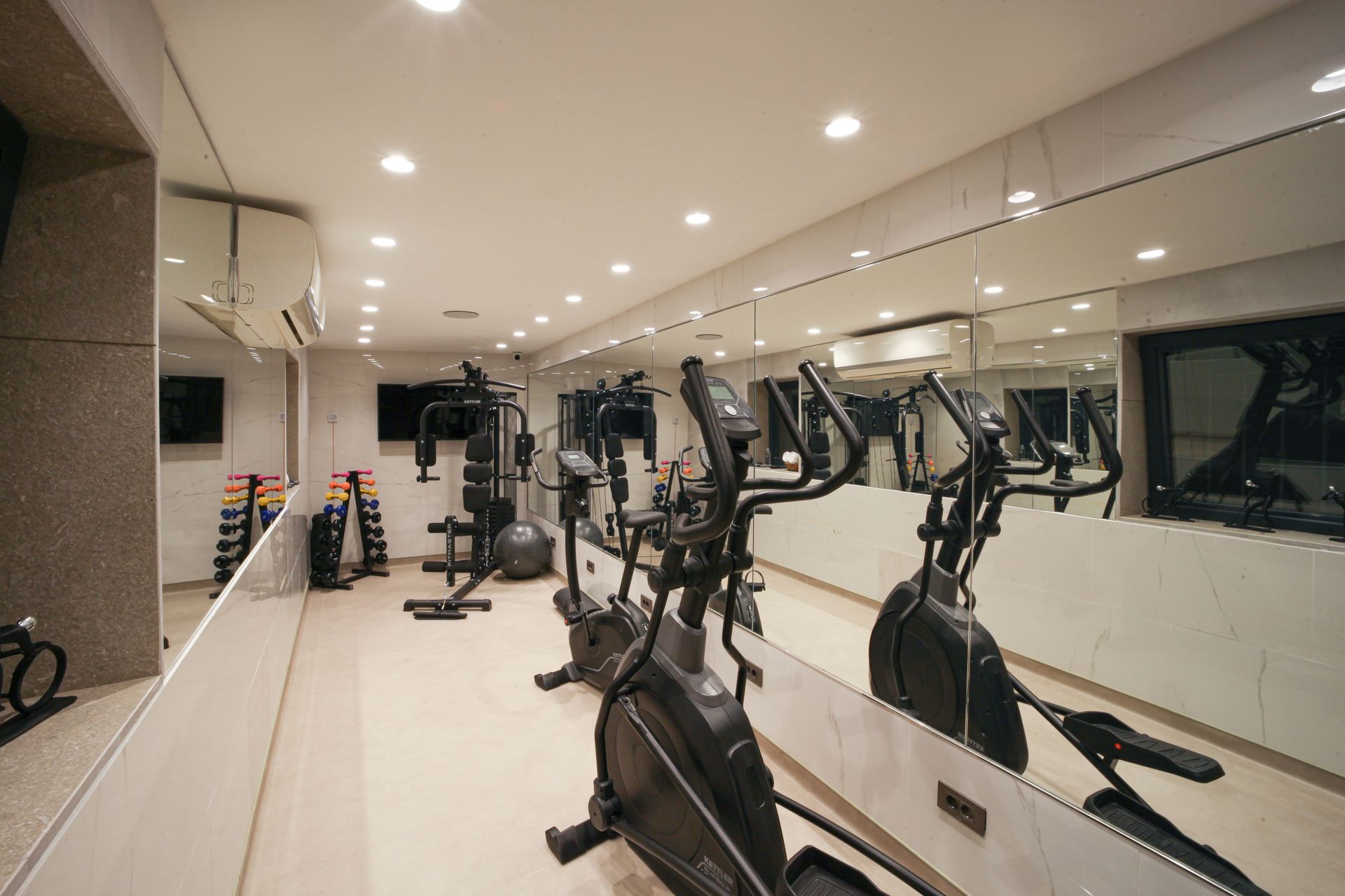 Mula Hotel | spor salonu