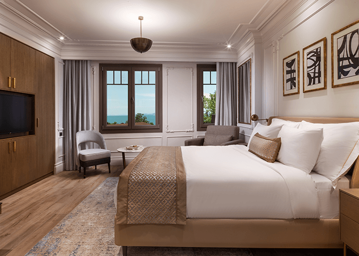 Mula Hotel, Deluxe Sea View Room