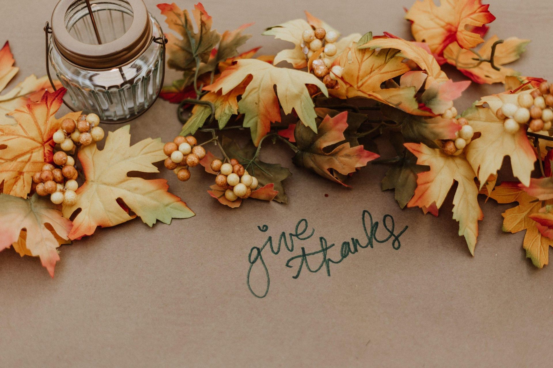 Give thanks, fall decorations