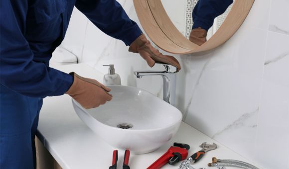 Local Plumber in Rescue