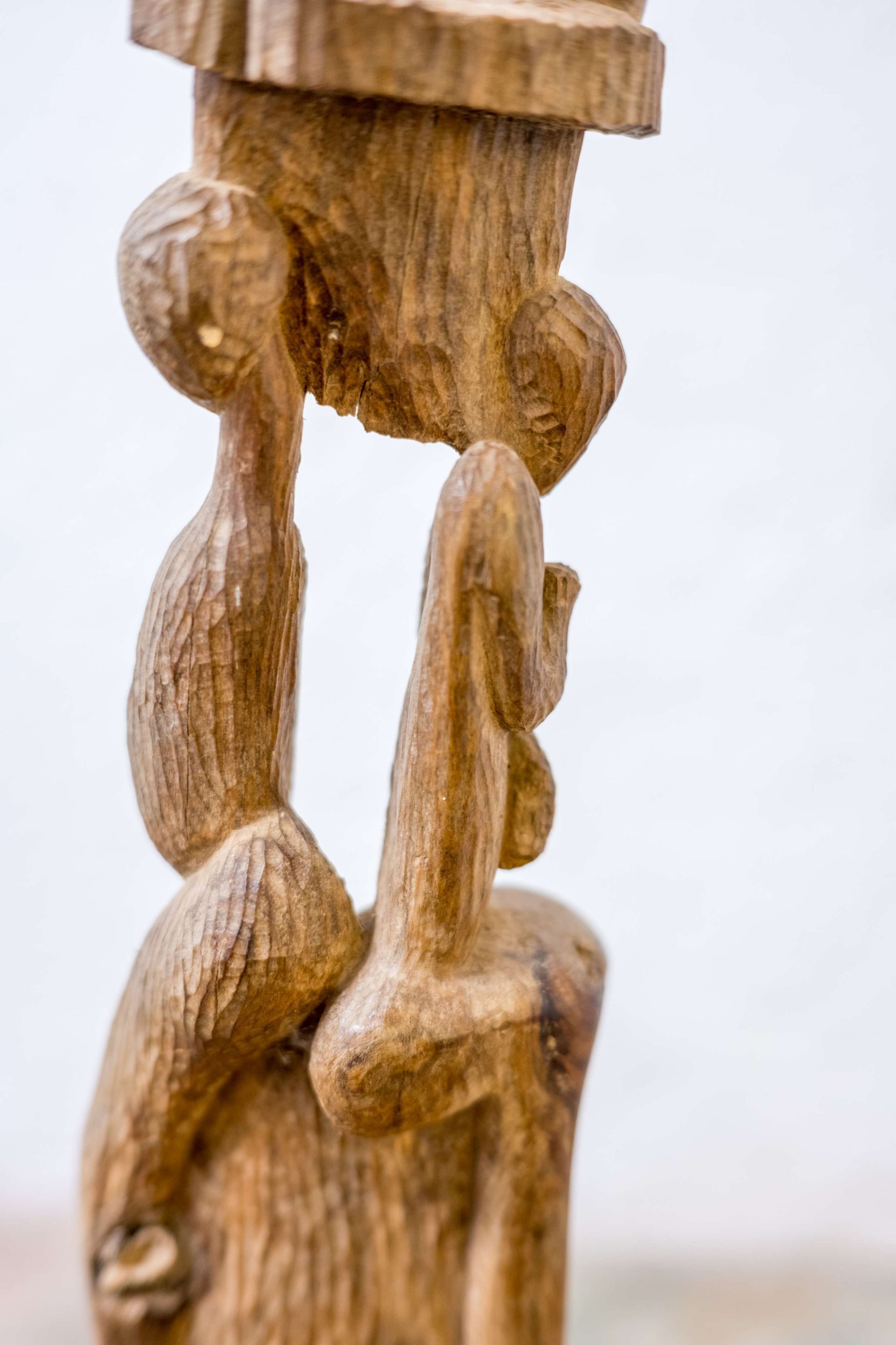Village-Women-Wood-Carving-Lucky-Ntimani