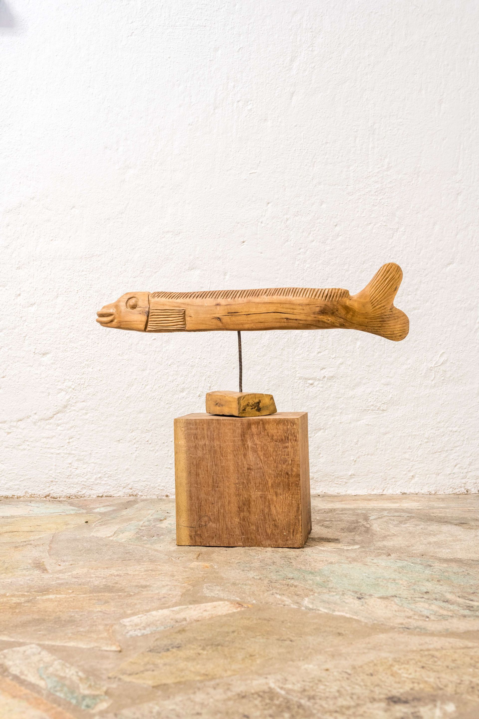 Carved Fish Towel Rail on Stand by David Murathi – Sculptural African Art