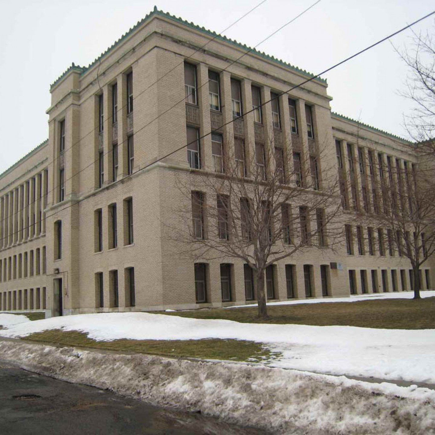 snow outside of a school building