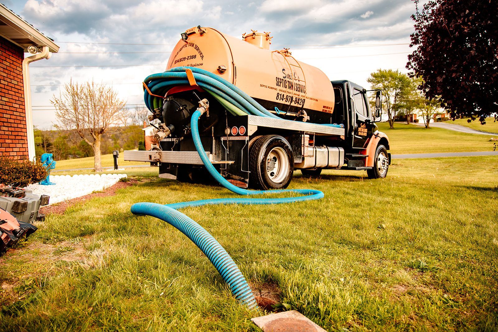 Smith's Septic Tank Service serving Bedford and Blair Counties