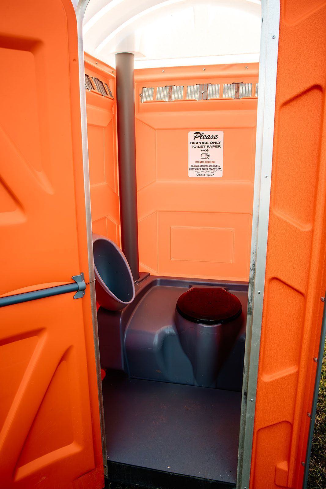 Standard porta potty rental