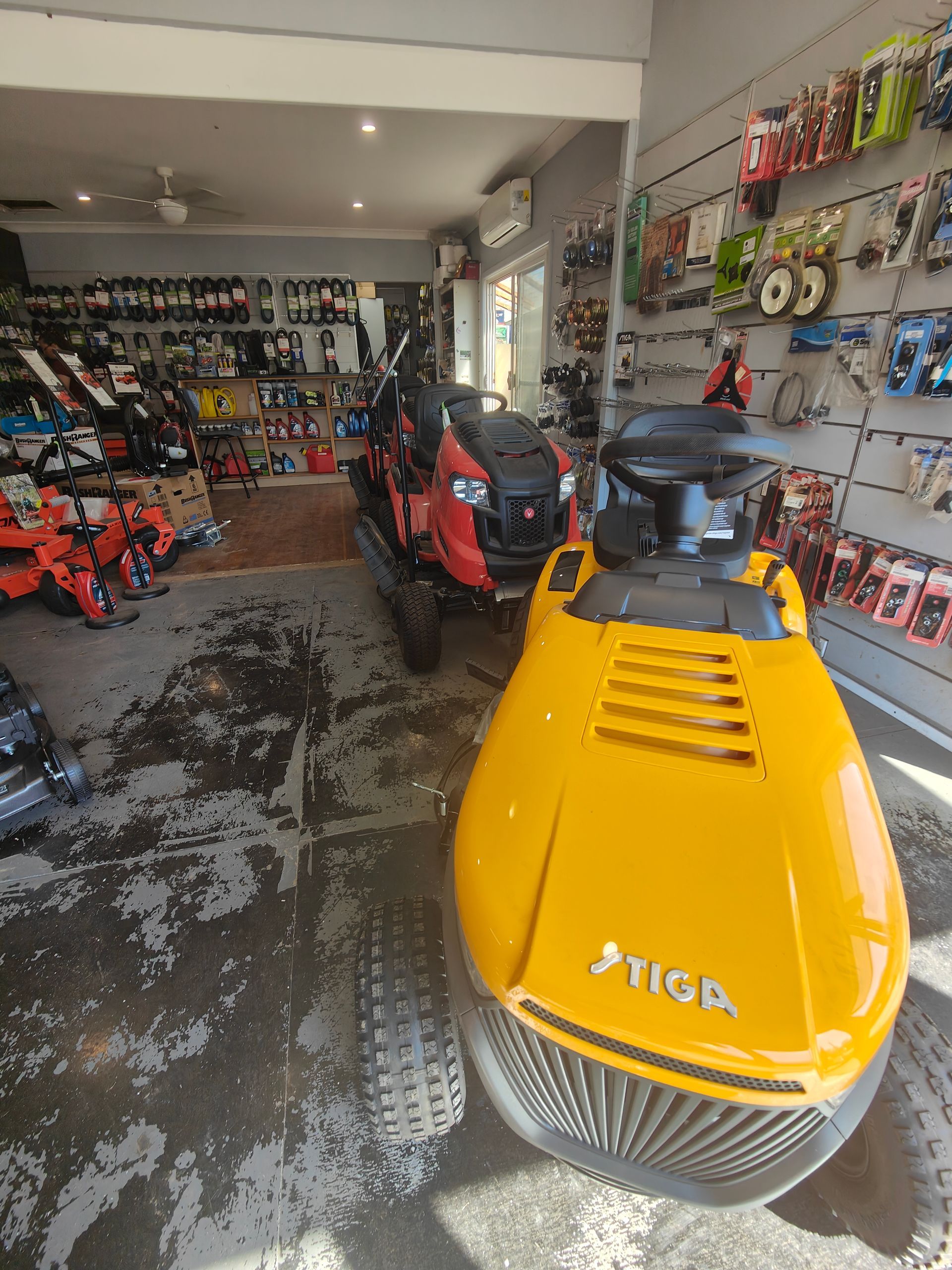 mower & chainsaw servicing