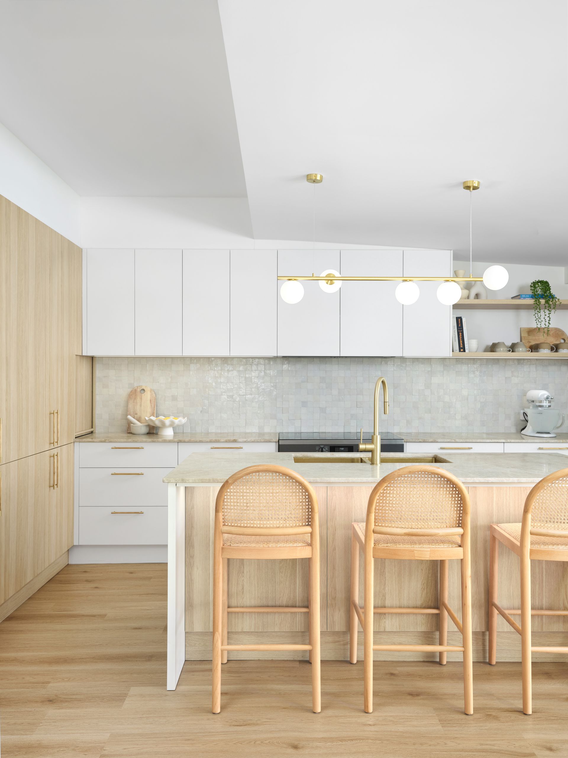 margate modern kitchen and dining room renovation in Brisbane
