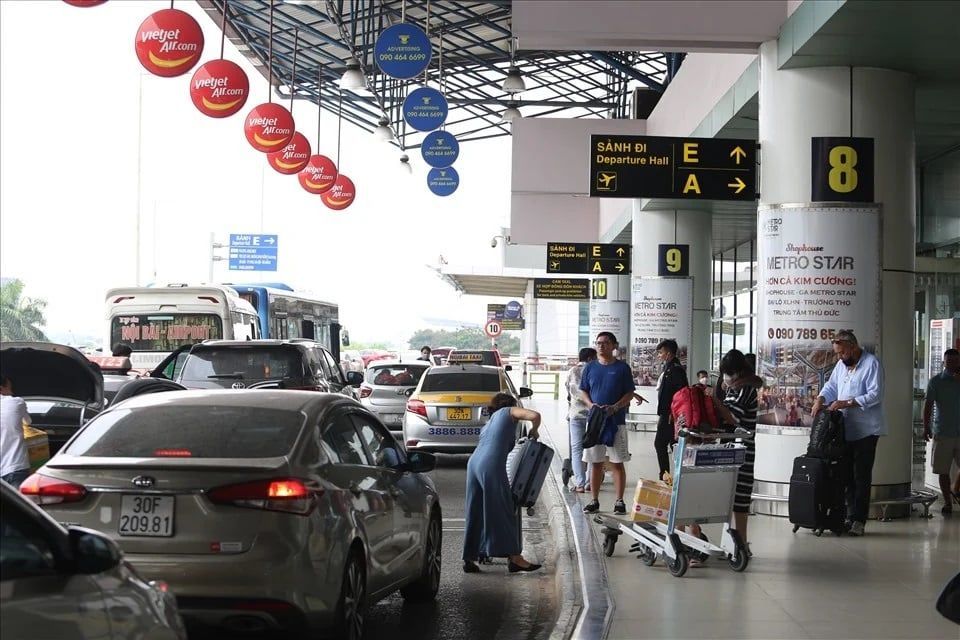 vietnam private transfer