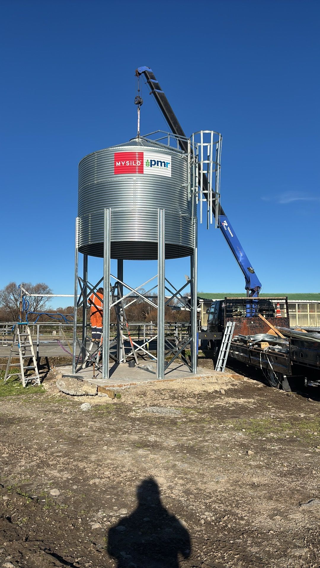 Norse Ironworks ad for grain handling equipment with silos, augers, drag chains, elevators and feed systems