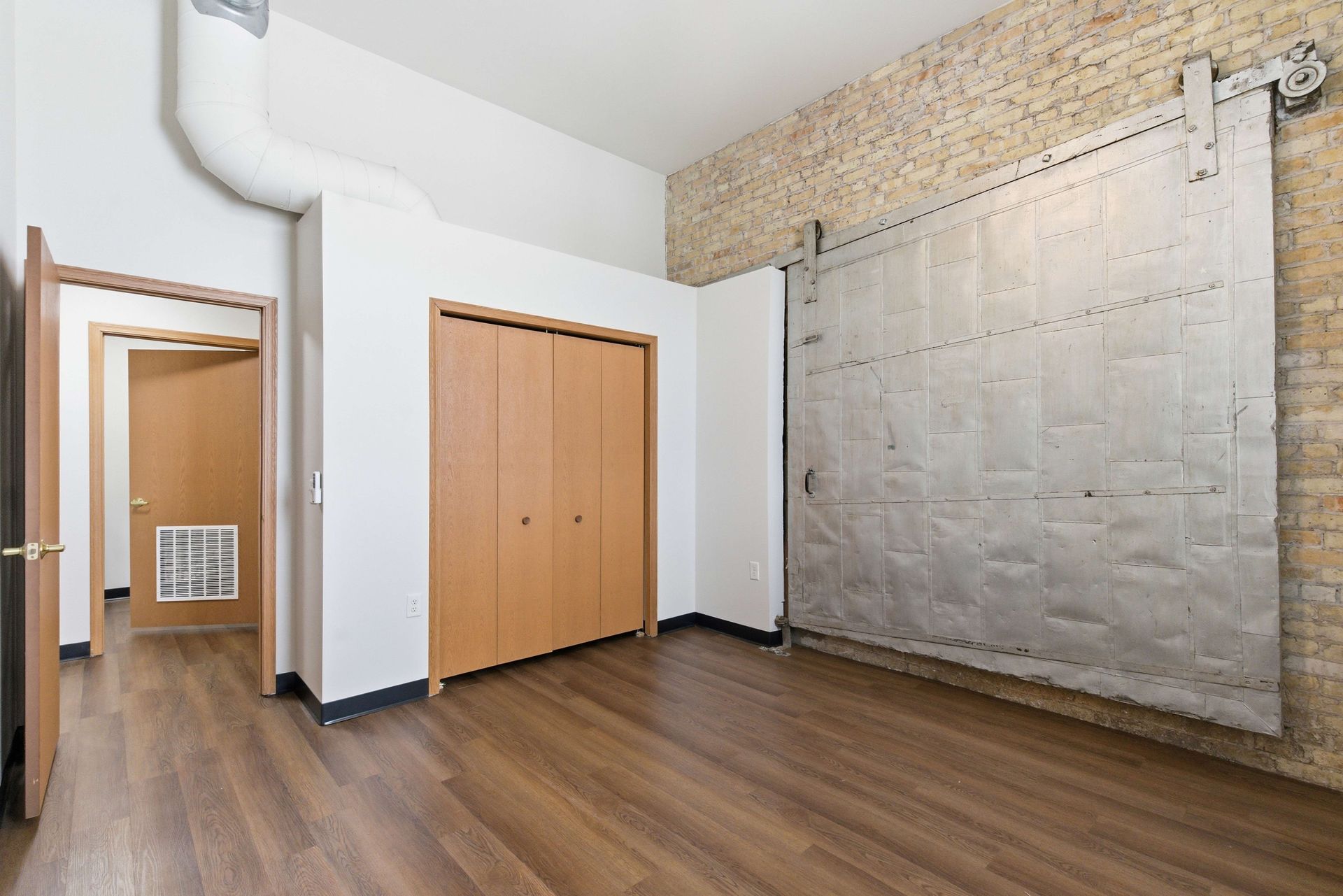 Property - Image 1