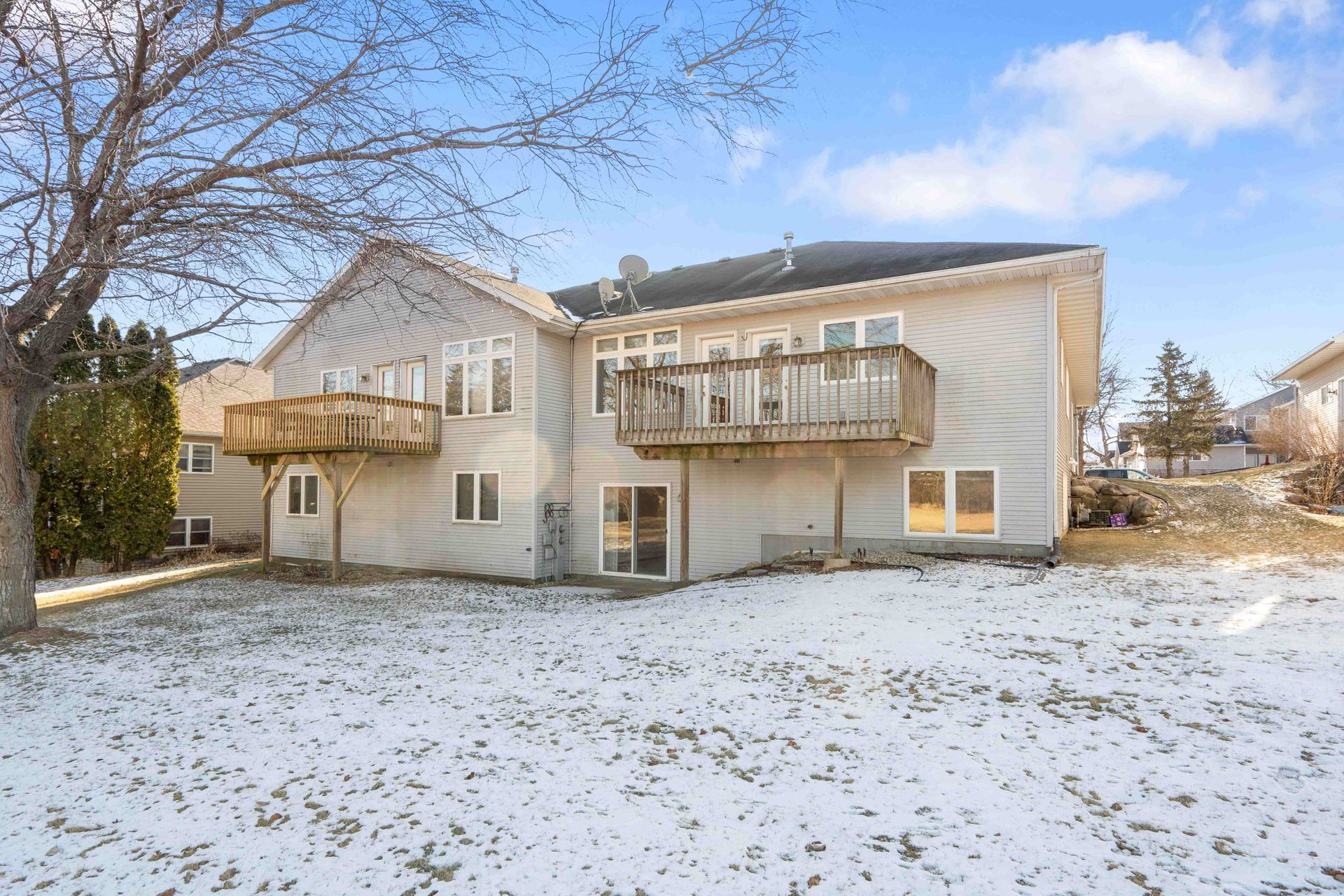 Property - Image 1