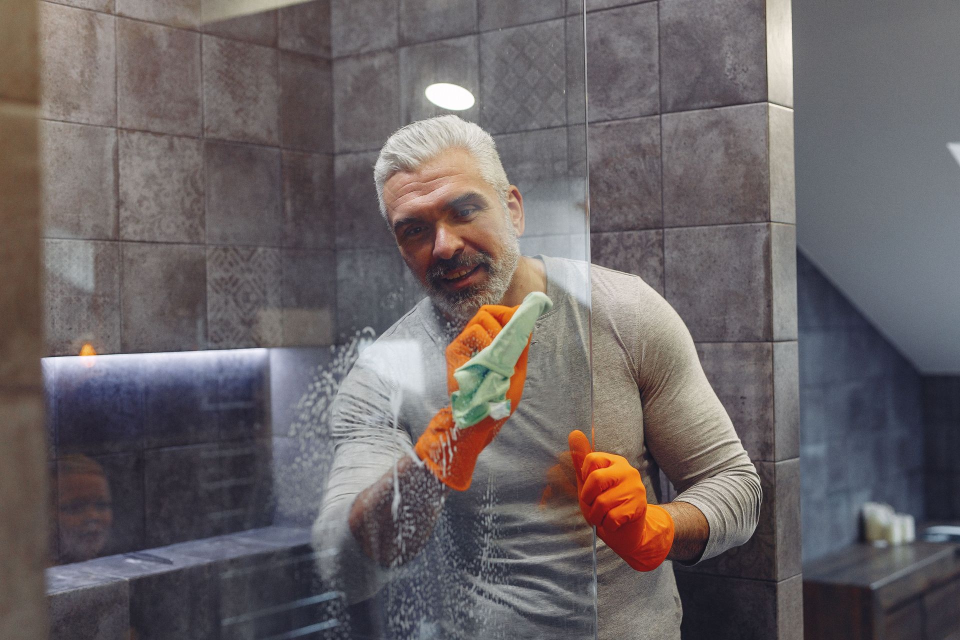 Cleaning tile sealer residue