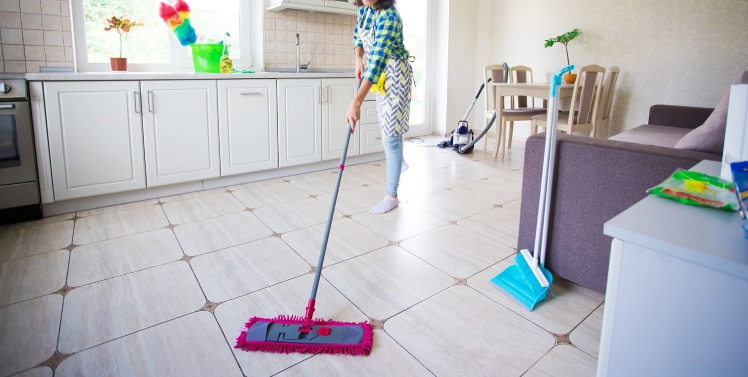 how to choose safe home cleaning products