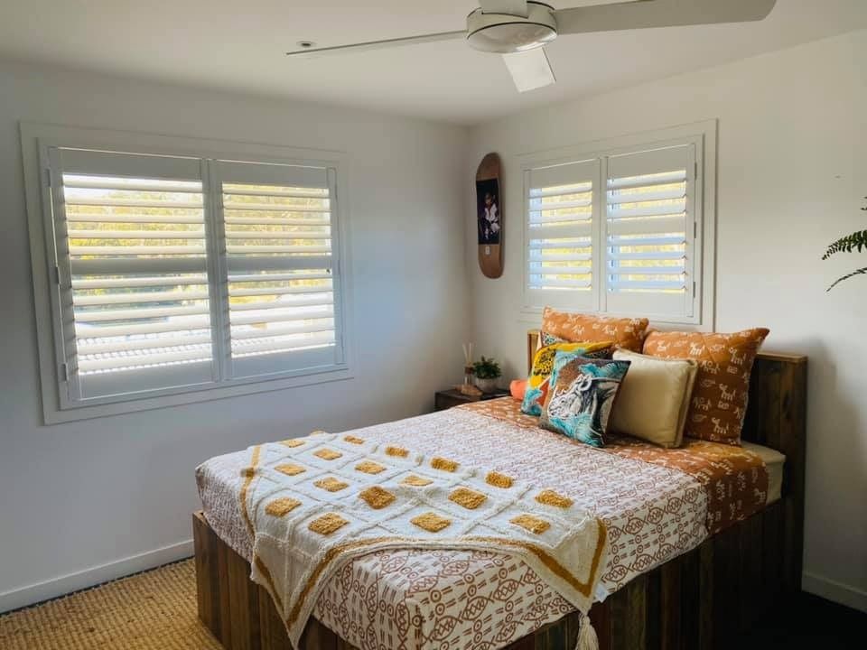 Room with Blind Cover